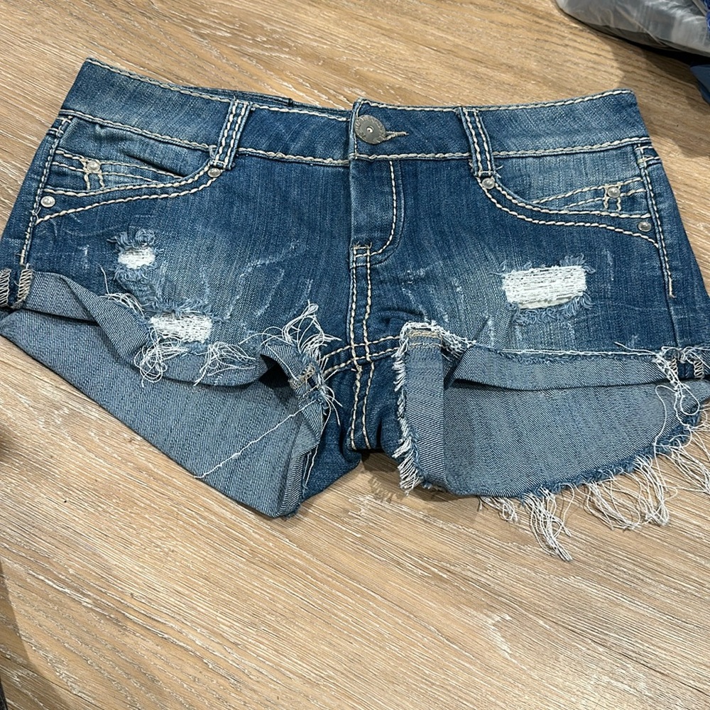 Almost famous shorts